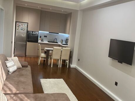 Elan №6062285 - Bakı, Nəriman Nərimanov m., 2 otaqlı, 70 m², 4/9 mərtəbə