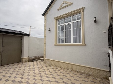 4 otaqlı həyət evi/bağ evi - Binə q. - 110 m²