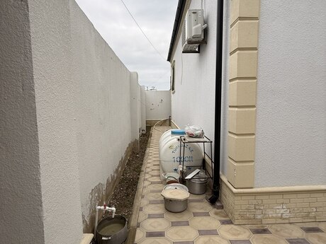4 otaqlı həyət evi/bağ evi - Binə q. - 110 m²