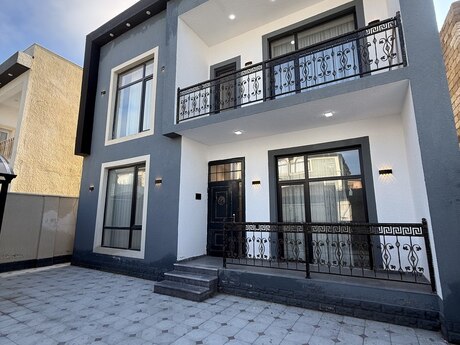 5 otaqlı həyət evi/bağ evi - Binə q. - 200 m²