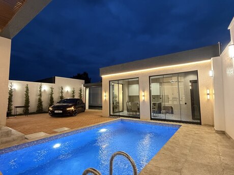 4 otaqlı həyət evi/bağ evi - Mərdəkan q. - 200 m²