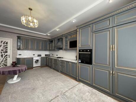 4 otaqlı yeni tikili - İçəri Şəhər m. - 240 m²