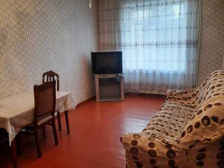 2 otaqlı köhnə tikili - Əhmədli q. - 65 m²