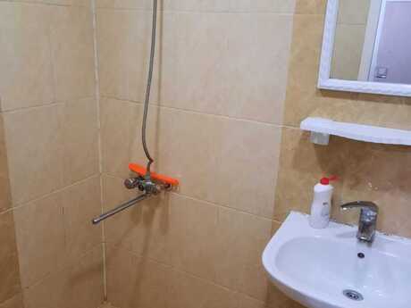 2 otaqlı köhnə tikili - Əhmədli q. - 65 m²