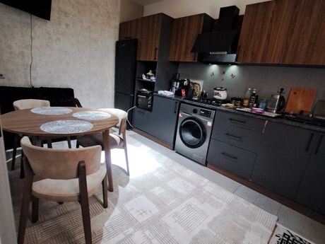 3 otaqlı həyət evi/bağ evi - Dədə Qorqud q. - 75 m²