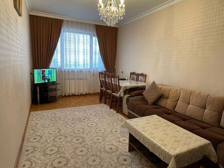 4 otaqlı köhnə tikili - Yeni Günəşli q. - 100 m²