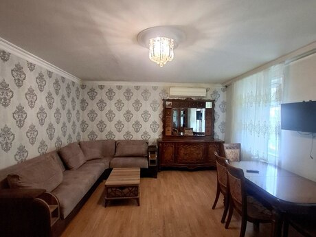 4 otaqlı köhnə tikili - Sumqayıt - 85 m²