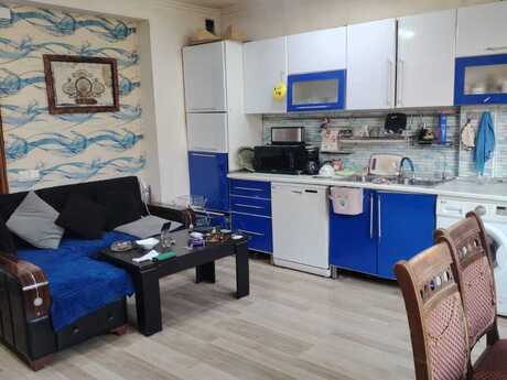 3 otaqlı köhnə tikili - Elmlər Akademiyası m. - 120 m²