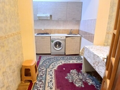 2 otaqlı həyət evi/bağ evi - Əhmədli m. - 60 m²