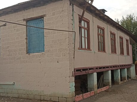 3 otaqlı həyət evi/bağ evi - Yevlax - 120 m²