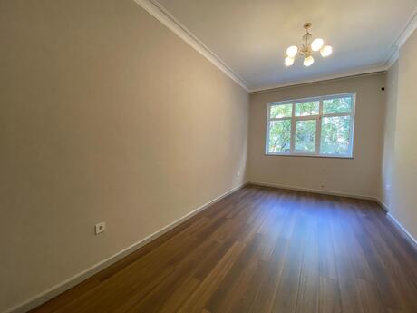 4 otaqlı ofis - Nəsimi r. - 178 m²
