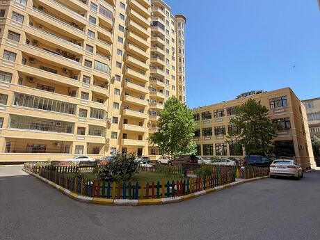 4 otaqlı yeni tikili - Nəsimi r. - 191.4 m²