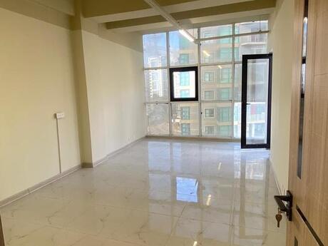 1 otaqlı ofis - 28 May m. - 32 m²