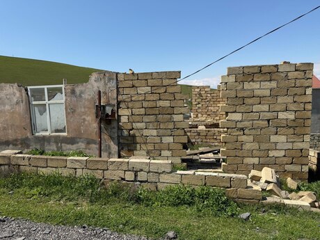 3 otaqlı həyət evi/bağ evi - Sulutəpə q. - 110 m²