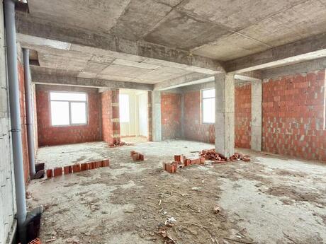 2 otaqlı mənzil, 93 m², Massiv D: 190 000 ₼ 5