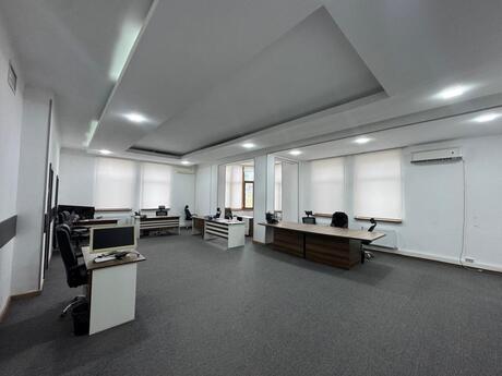 Объявление №6062591 - Баку, м. 28 мая, 5-комн., 200 м²