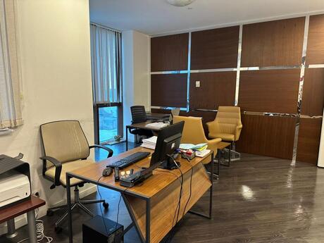 6 otaqlı ofis - Nəriman Nərimanov m. - 300 m²