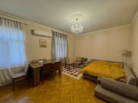 3-комн. вторичка - м. Нариман Нариманов - 90 м²