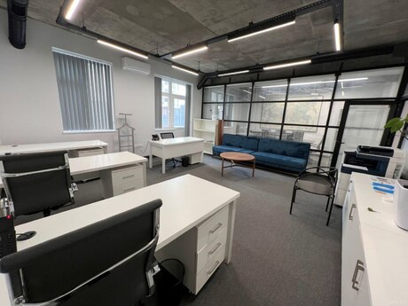 5 otaqlı ofis - Şah İsmayıl Xətai m. - 164 m²