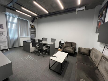 5 otaqlı ofis - Şah İsmayıl Xətai m. - 164 m²