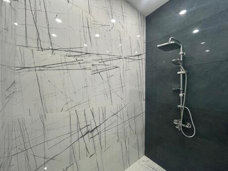 3-комн. новостройка - пос. 8-й мкр - 133 м²