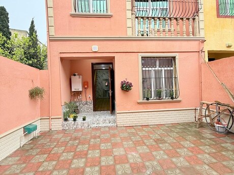 4 otaqlı həyət evi/bağ evi - Xırdalan - 140 m²
