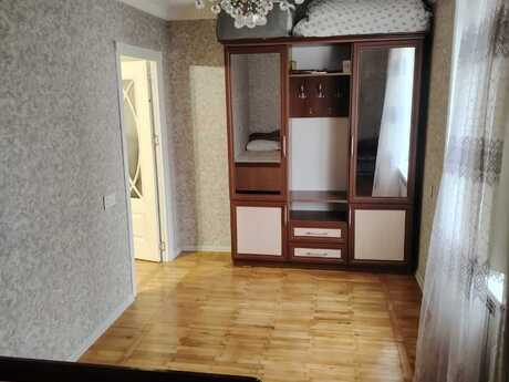 2 otaqlı köhnə tikili - Neftçilər m. - 55 m²