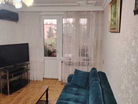 2 otaqlı köhnə tikili - Neftçilər m. - 55 m²