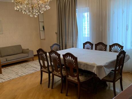 Объявление №6062730 - Баку, м. Элмляр Академиясы, 3-комн., 180 м², 8/10 этаж