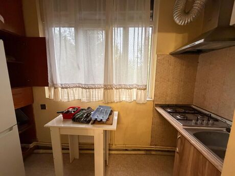 1 otaqlı köhnə tikili - Azadlıq Prospekti m. - 45 m²