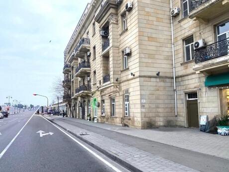 Объявление №6062753 - Баку, Хатаинский р., 3-комн., 90 м², 2/5 этаж