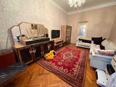 3 otaqlı köhnə tikili - Xətai r. - 85 m²