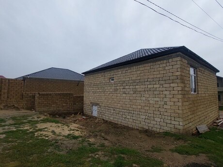 3 otaqlı həyət evi/bağ evi - Mehdiabad q. - 110 m²