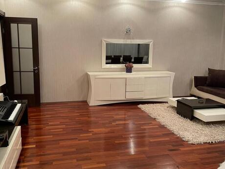 4 otaqlı yeni tikili - Nəriman Nərimanov m. - 180 m²