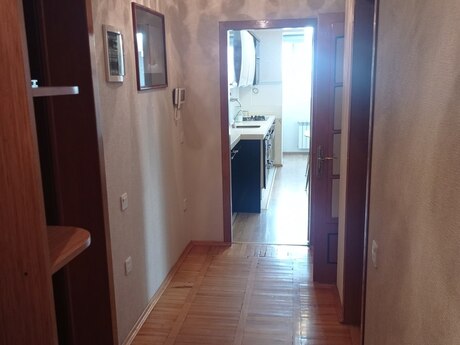 3 otaqlı köhnə tikili - 20 Yanvar m. - 85 m²