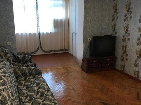 Elan №6062876 - Bakı, Elmlər Akademiyası m., 3 otaqlı, 60 m², 2/5 mərtəbə