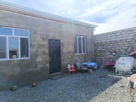 3 otaqlı həyət evi/bağ evi - Buzovna q. - 64 m²