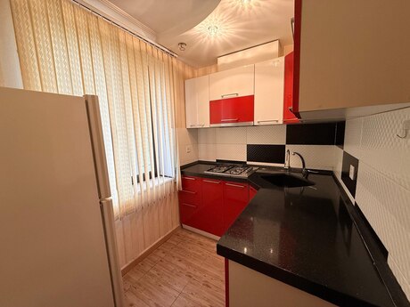 1 otaqlı köhnə tikili - Nəriman Nərimanov m. - 34 m²