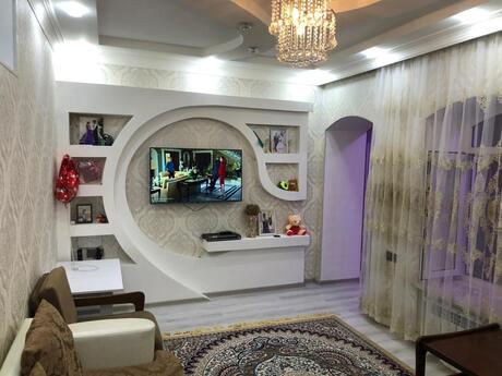 Elan №6062912 - Bakı, Nizami m., 3 otaqlı, 75 m², 2/4 mərtəbə