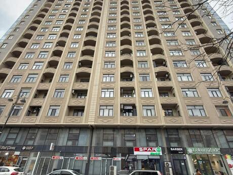 3 otaqlı yeni tikili - 28 May m. - 141 m²