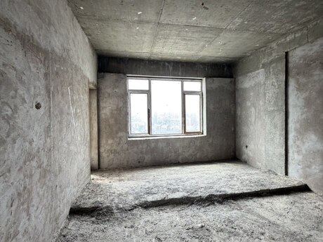 4 otaqlı yeni tikili - Nizami m. - 205 m²