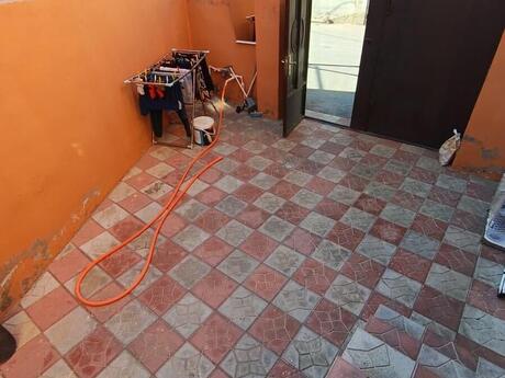 4 otaqlı həyət evi/bağ evi - Xırdalan - 110 m²