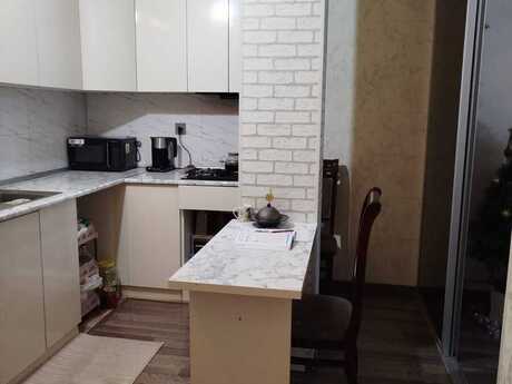 2 otaqlı köhnə tikili - Xırdalan - 80 m²