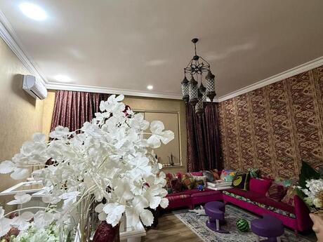 4 otaqlı yeni tikili - İnşaatçılar m. - 157 m²