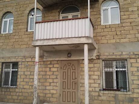 10 otaqlı həyət evi/bağ evi - Hökməli q. - 340 m²