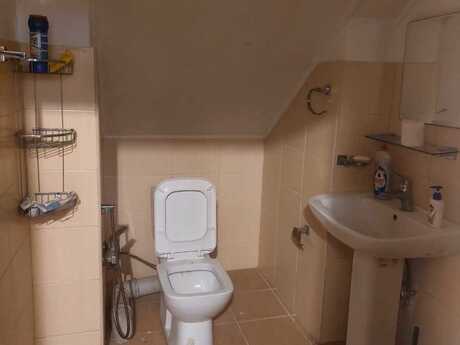 3 otaqlı köhnə tikili - 28 May m. - 65 m²