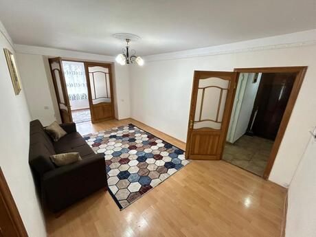 3 otaqlı köhnə tikili - İnşaatçılar m. - 65 m²