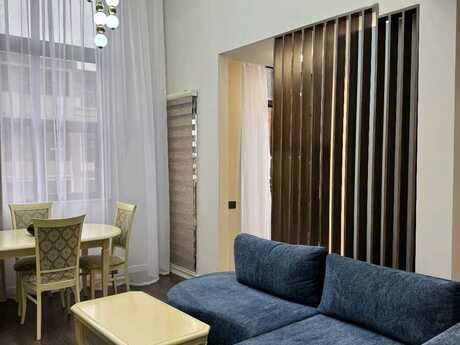 Elan №6063154 - Bakı, 28 May m., 2 otaqlı, 70 m², 13/15 mərtəbə