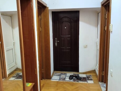 4 otaqlı köhnə tikili - Nəsimi r. - 110 m²