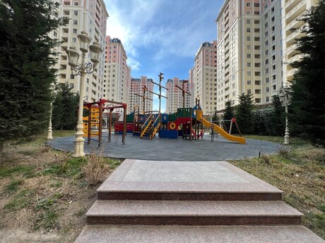 Elan №6063203 - Bakı, Elmlər Akademiyası m., 3 otaqlı, 141 m², 8/16 mərtəbə